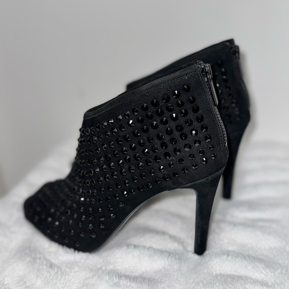 Michael Kors' Rhinestone Dani Booties, Size 8 - Picture 11 of 11
